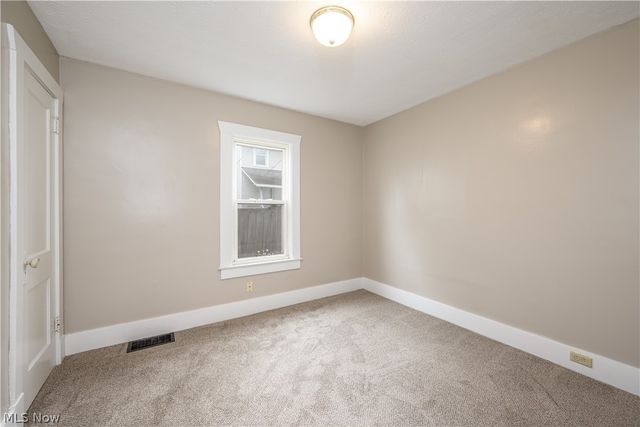 231 Windsor Street, Akron, OH 44306