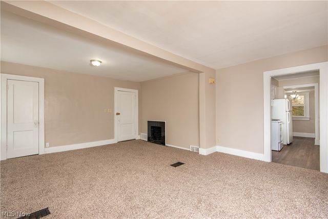 231 Windsor Street, Akron, OH 44306