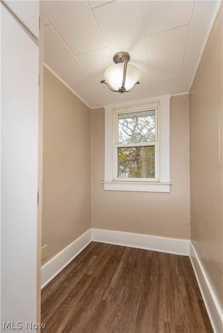 231 Windsor Street, Akron, OH 44306