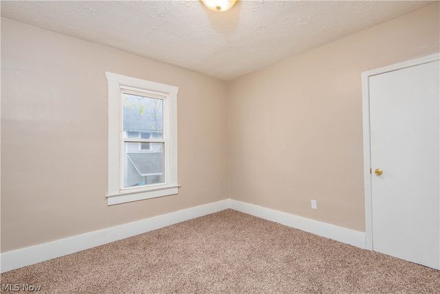 231 Windsor Street, Akron, OH 44306