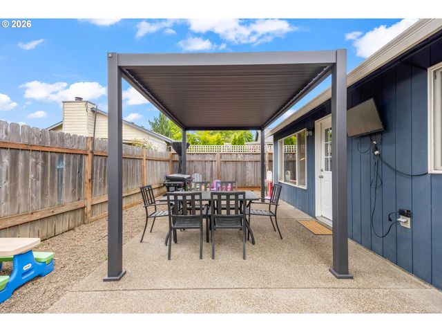 1146 Sw JAMES Ct, Dundee, OR 97115