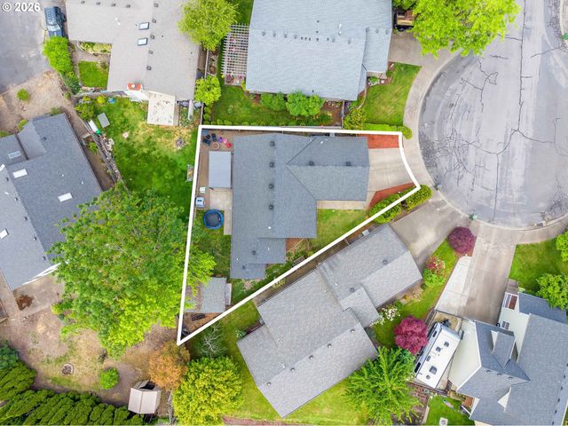 1146 Sw JAMES Ct, Dundee, OR 97115