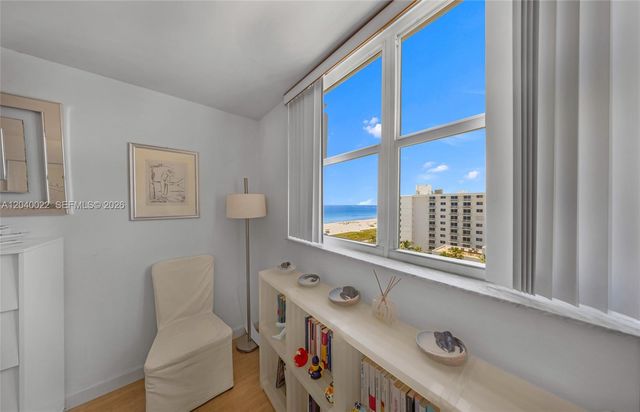 465 Ocean Drive 1009, Miami Beach, FL 33139