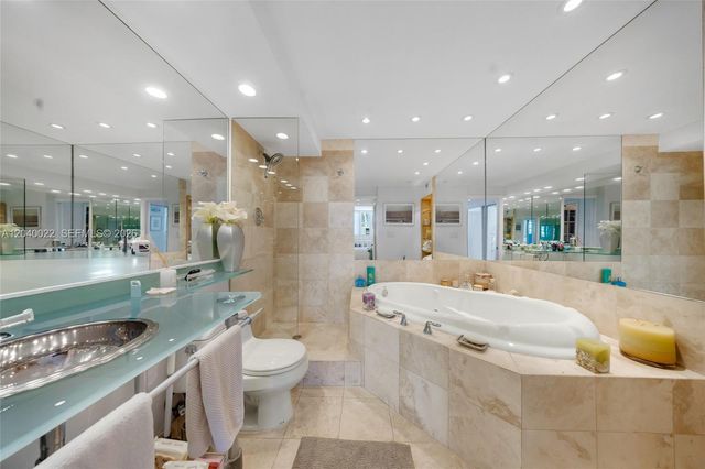 465 Ocean Drive 1009, Miami Beach, FL 33139