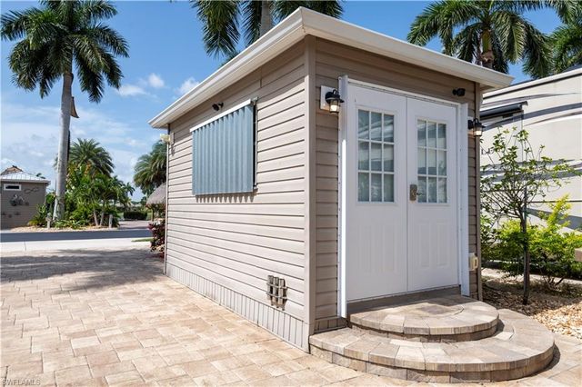 10331 Fire Flag TRL, Fort Myers, FL 33905