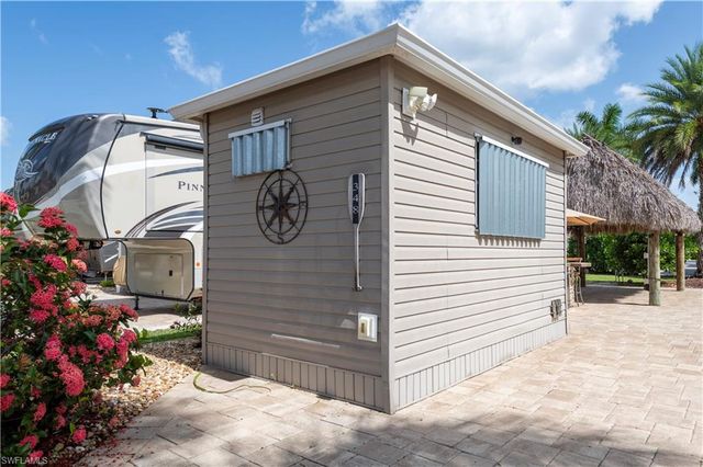 10331 Fire Flag TRL, Fort Myers, FL 33905