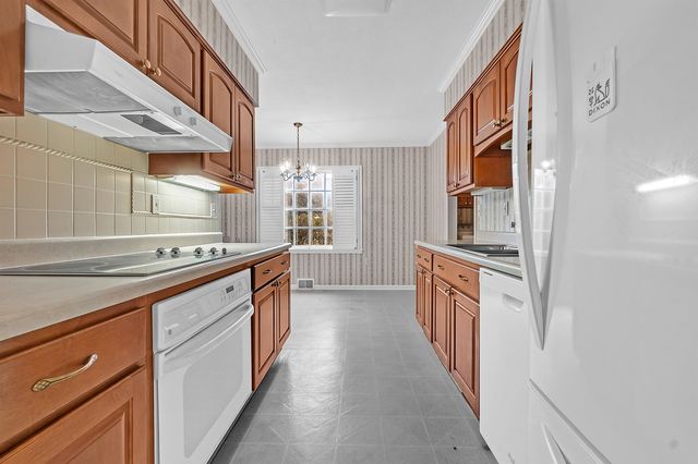 6830 MONAN CV, Memphis, TN 38119