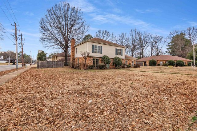 6830 MONAN CV, Memphis, TN 38119