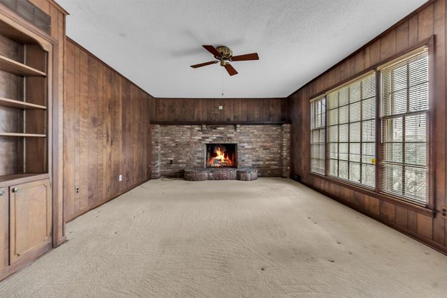 6830 MONAN CV, Memphis, TN 38119