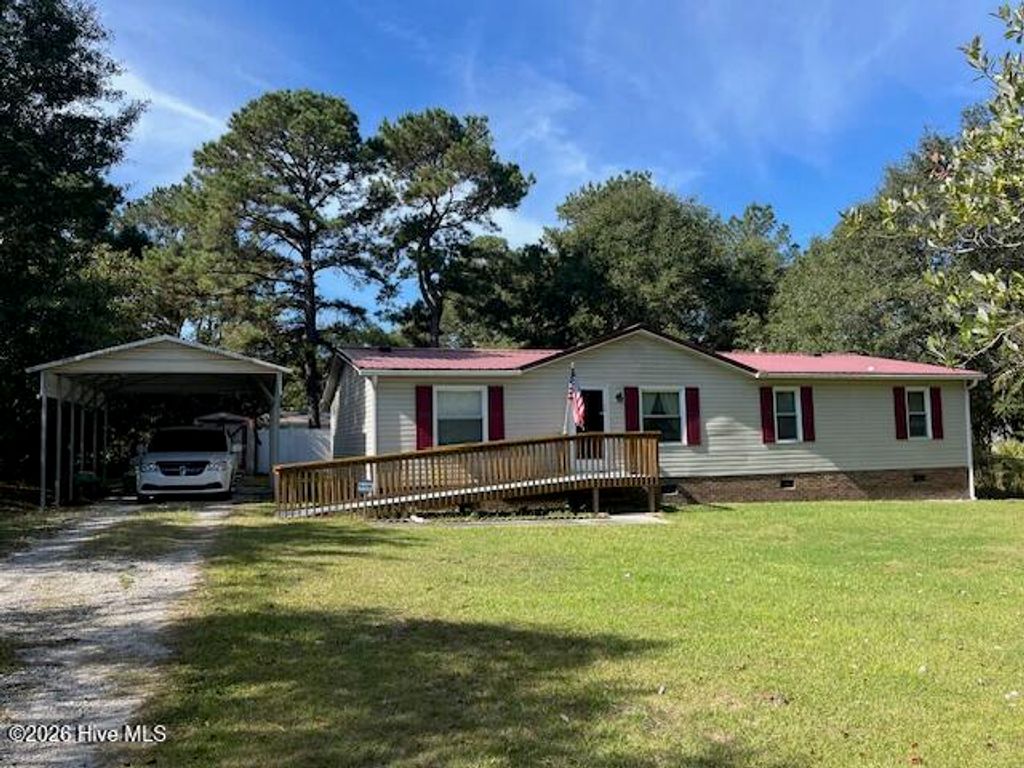 379 Gallinule Drive SW, Shallotte, NC 28470