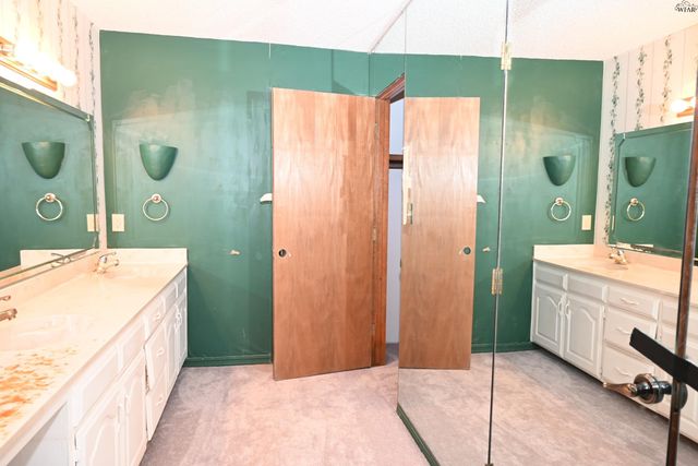 4404 RIDGEMONT DRIVE, Wichita Falls, TX 76309