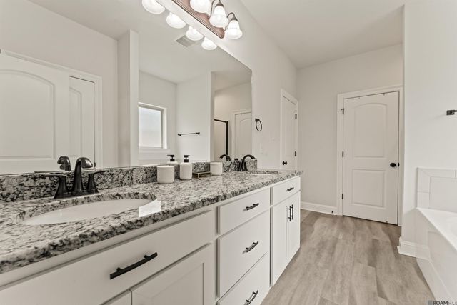 15189 Cedar Springs Rd, Gonzales, LA 70737