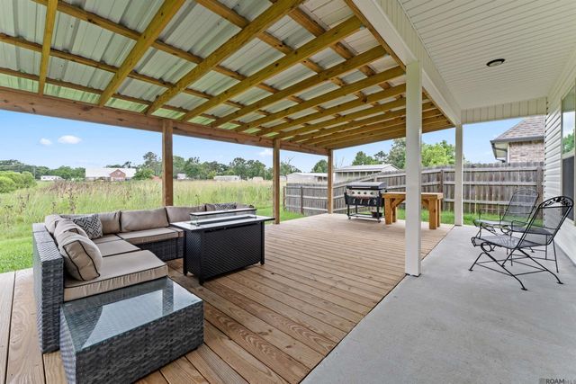 15189 Cedar Springs Rd, Gonzales, LA 70737