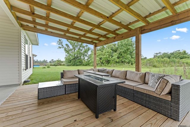 15189 Cedar Springs Rd, Gonzales, LA 70737