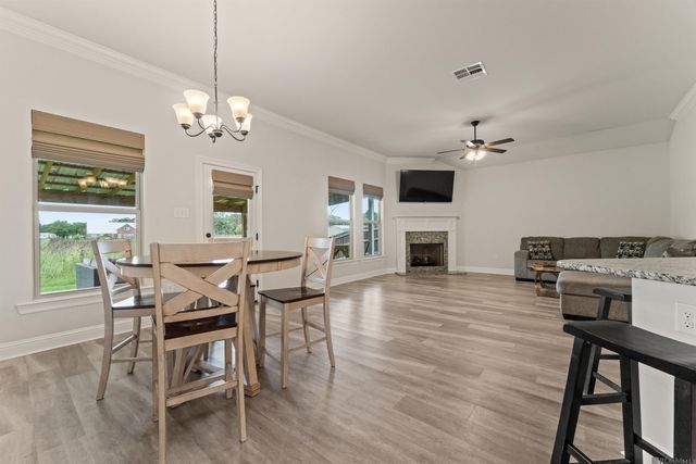 15189 Cedar Springs Rd, Gonzales, LA 70737
