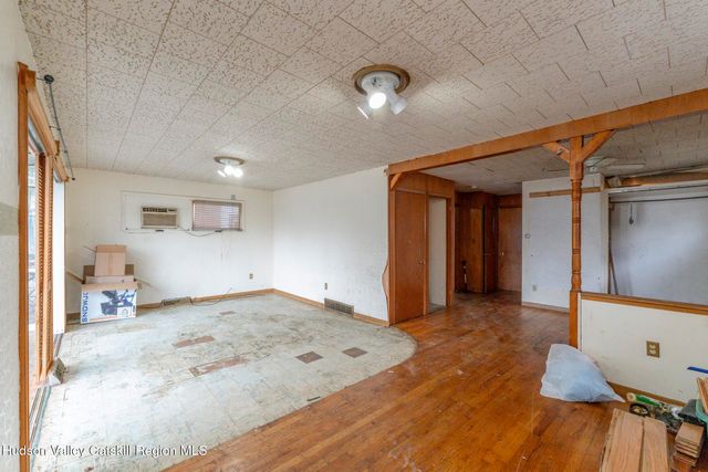 306-308 Broadway, Port Ewen, NY 12466