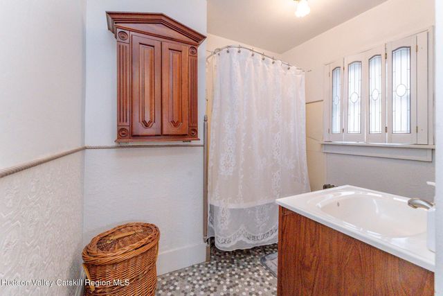 306-308 Broadway, Port Ewen, NY 12466