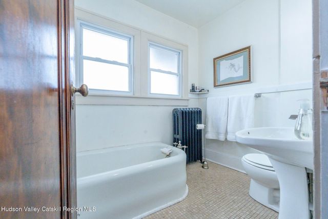 306-308 Broadway, Port Ewen, NY 12466