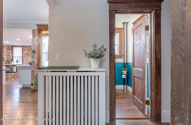 306-308 Broadway, Port Ewen, NY 12466