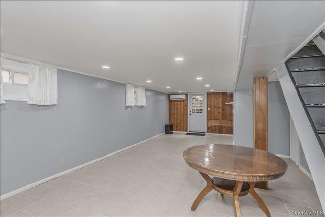 120 N 10th Street, New Hyde Park, NY 11040