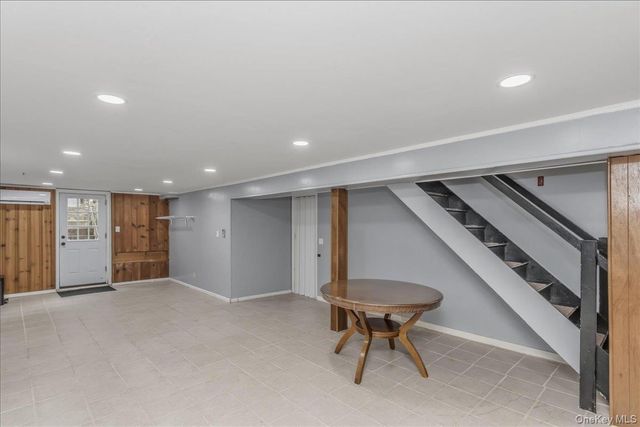 120 N 10th Street, New Hyde Park, NY 11040