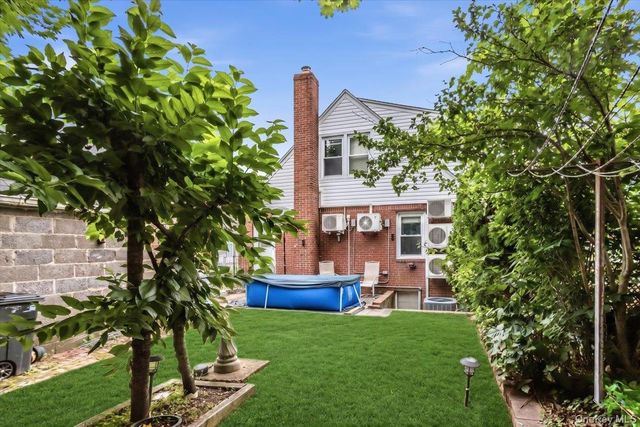 120 N 10th Street, New Hyde Park, NY 11040