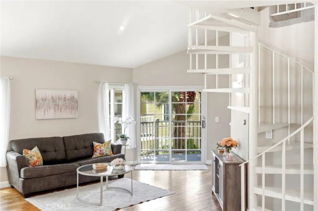 6628 Clybourn Avenue 130, North Hollywood, CA 91606