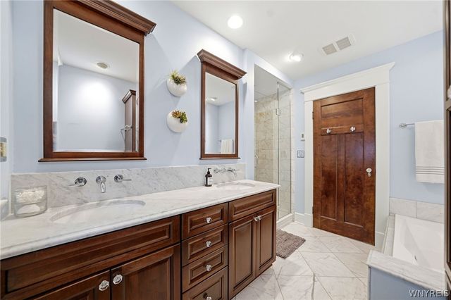153 Beard Avenue, Buffalo, NY 14214