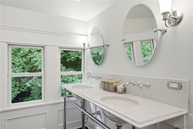 153 Beard Avenue, Buffalo, NY 14214