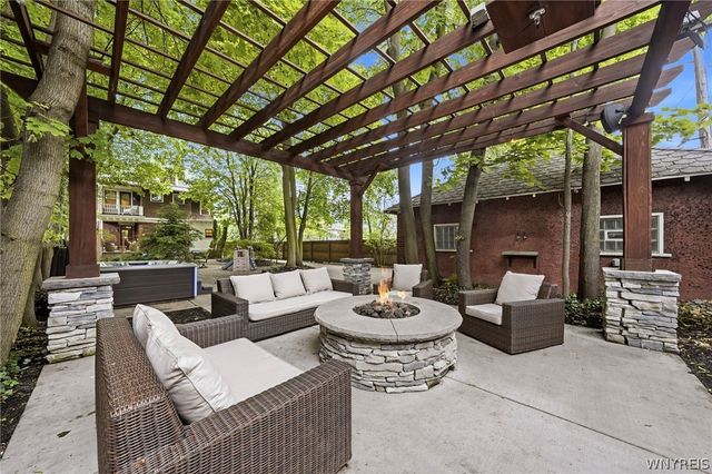153 Beard Avenue, Buffalo, NY 14214