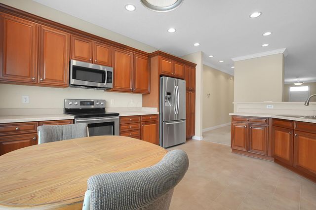 6204 Marias Point Lane, Columbus, OH 43213