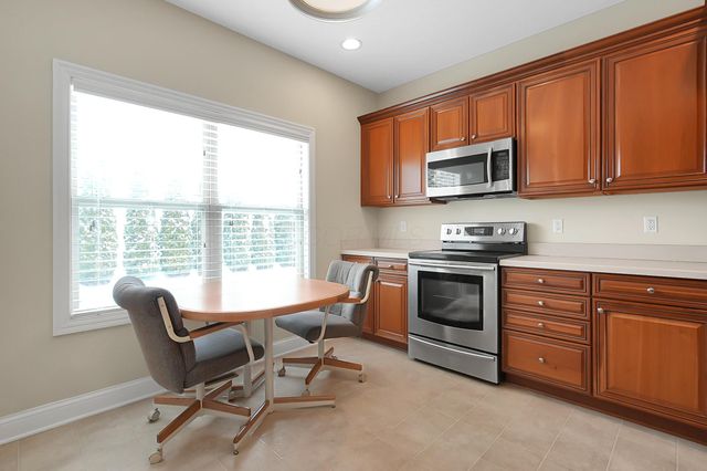 6204 Marias Point Lane, Columbus, OH 43213