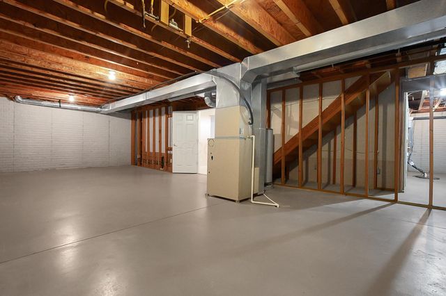 6204 Marias Point Lane, Columbus, OH 43213