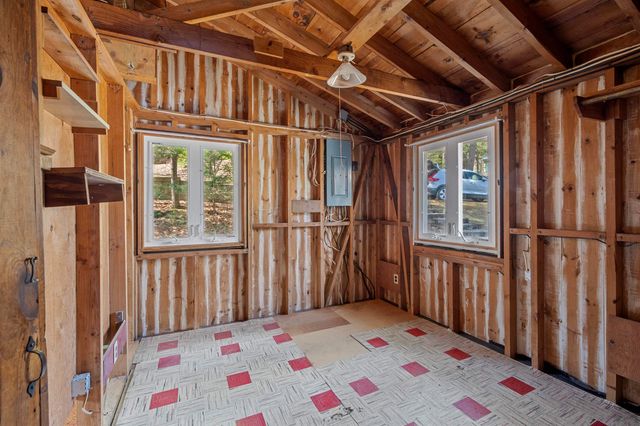 158 Lynn Grove Road, Northwood, NH 03261