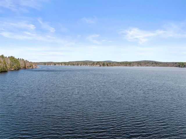 158 Lynn Grove Road, Northwood, NH 03261