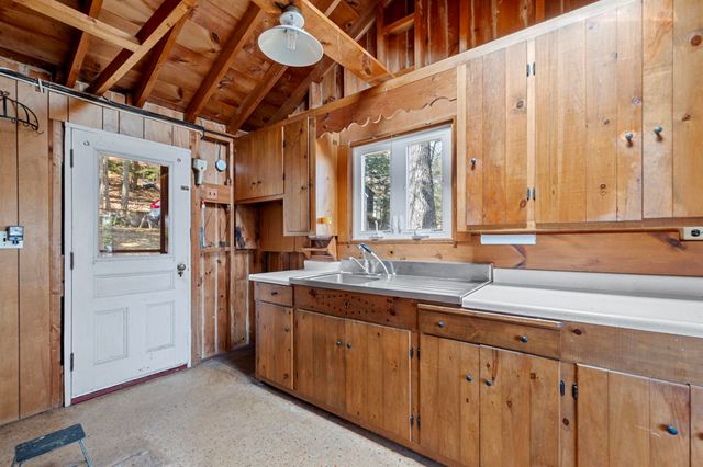 158 Lynn Grove Road, Northwood, NH 03261