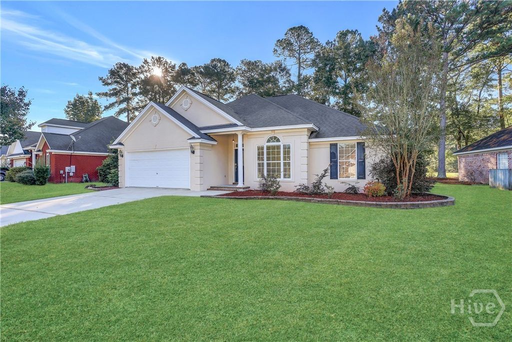 Image 2 of property listing at 202 Marshview Drive, Richmond Hill, GA 31324