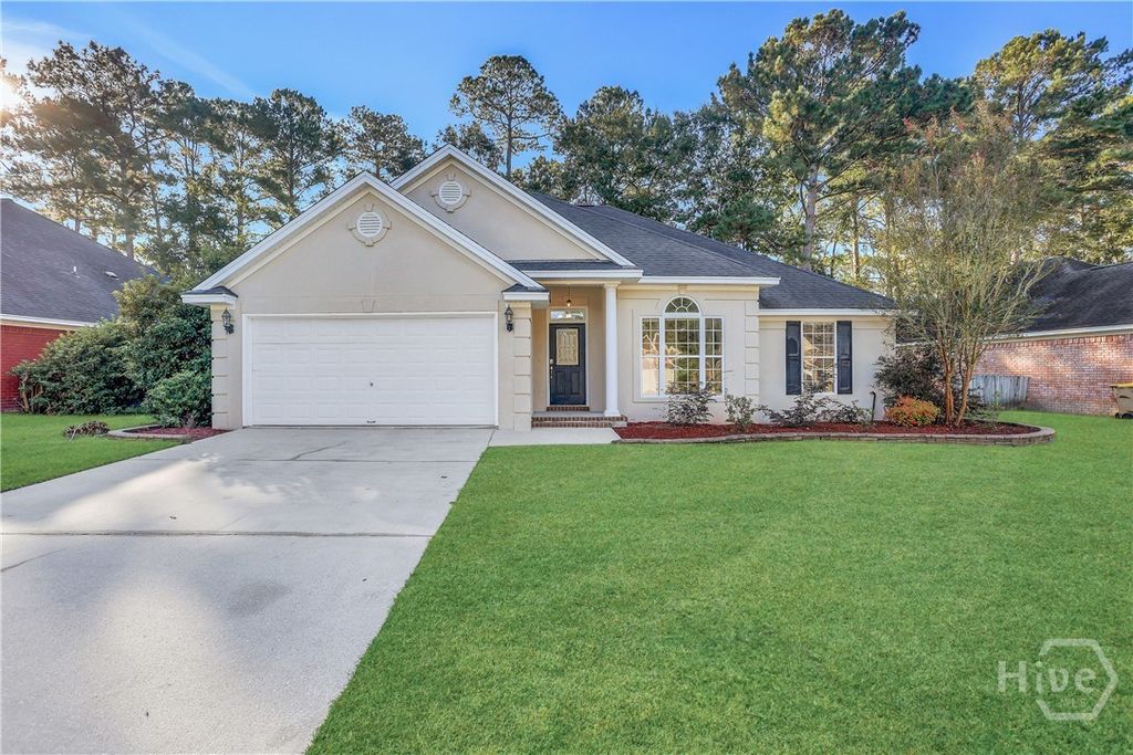 Image 3 of property listing at 202 Marshview Drive, Richmond Hill, GA 31324