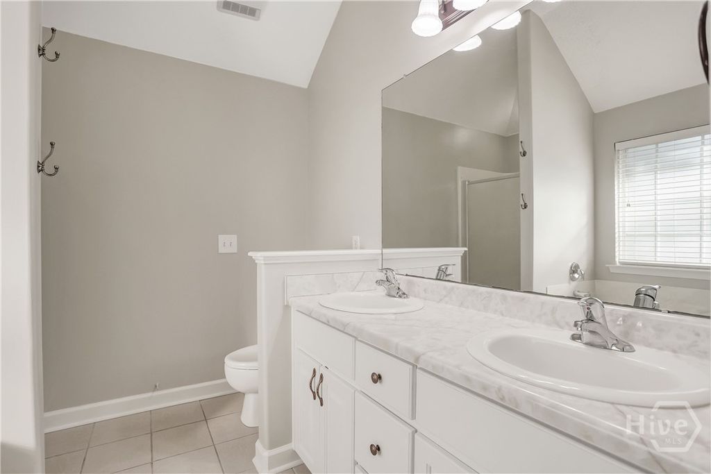 Image 28 of property listing at 202 Marshview Drive, Richmond Hill, GA 31324