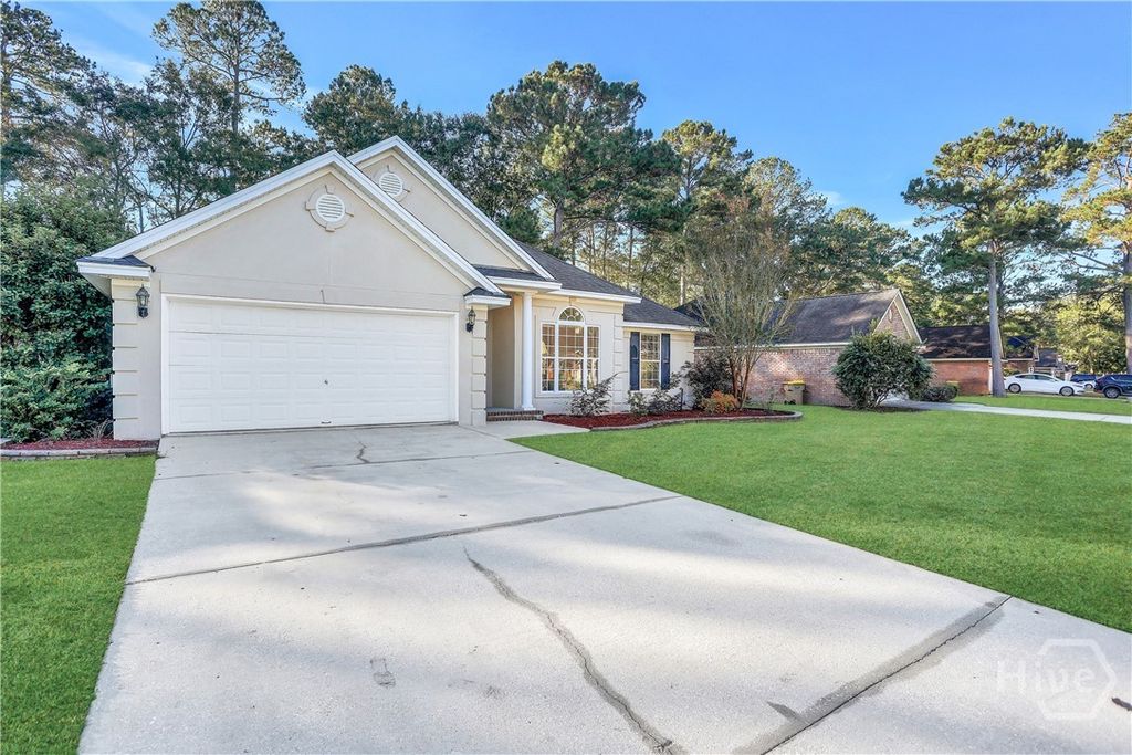 Image 4 of property listing at 202 Marshview Drive, Richmond Hill, GA 31324