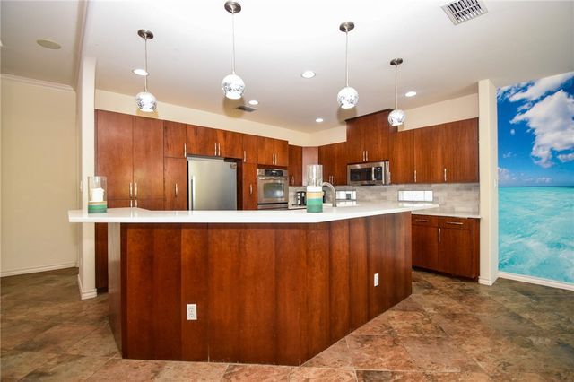 16121 Seagrape St, Corpus Christi, TX 78418