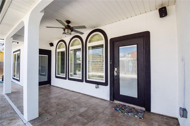 16121 Seagrape St, Corpus Christi, TX 78418