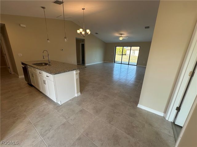 2601 NW 26th TER, Cape Coral, FL 33993