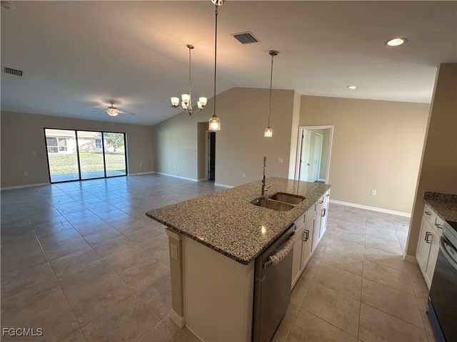 2601 NW 26th TER, Cape Coral, FL 33993