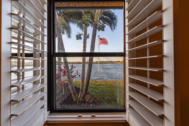 14550 Dulce Real Avenue, Fort Pierce, FL 34951