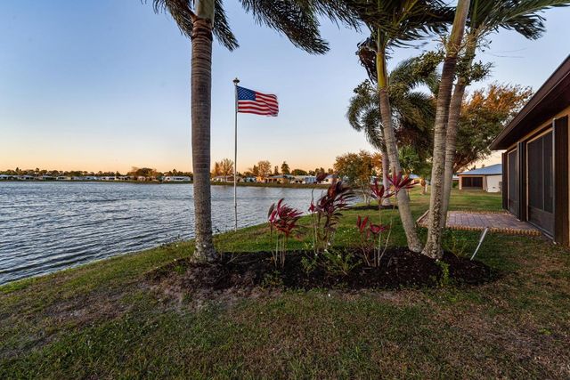 14550 Dulce Real Avenue, Fort Pierce, FL 34951