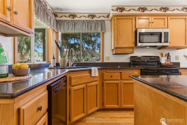 7414 91st Avenue Ct SW, Lakewood, WA 98498