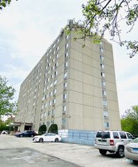 120 Huntington Turnpike 809, Bridgeport, CT 06610