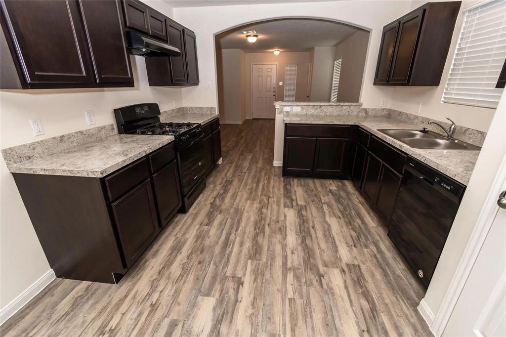2607 Camarilla Lane, Richmond, TX 77406