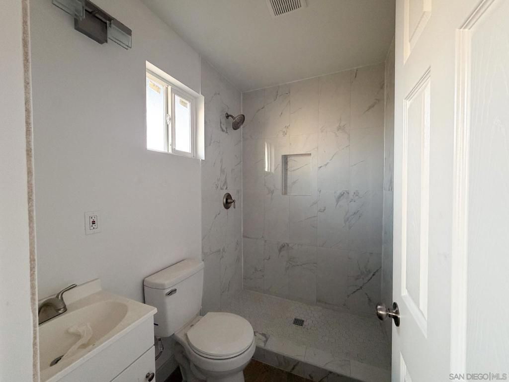 625 K, National City, CA 91950 — photo 5